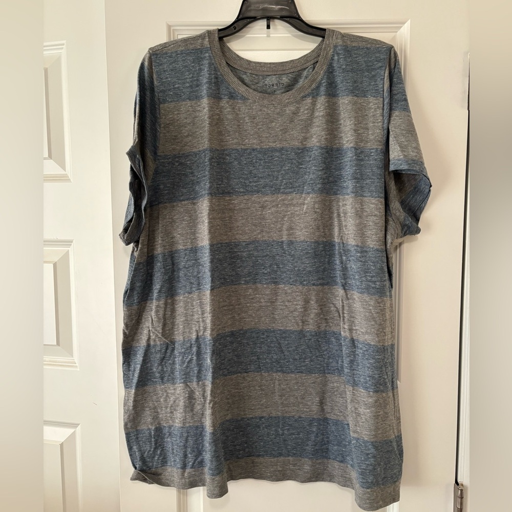 Torrid t shirt